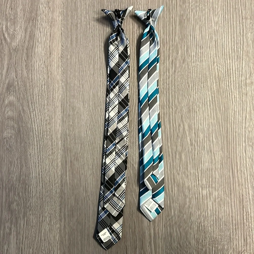 SALE🎈4/$10🎈 2 Boys Clip On Ties